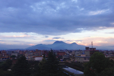 昆明举办首届花卉旅游论坛